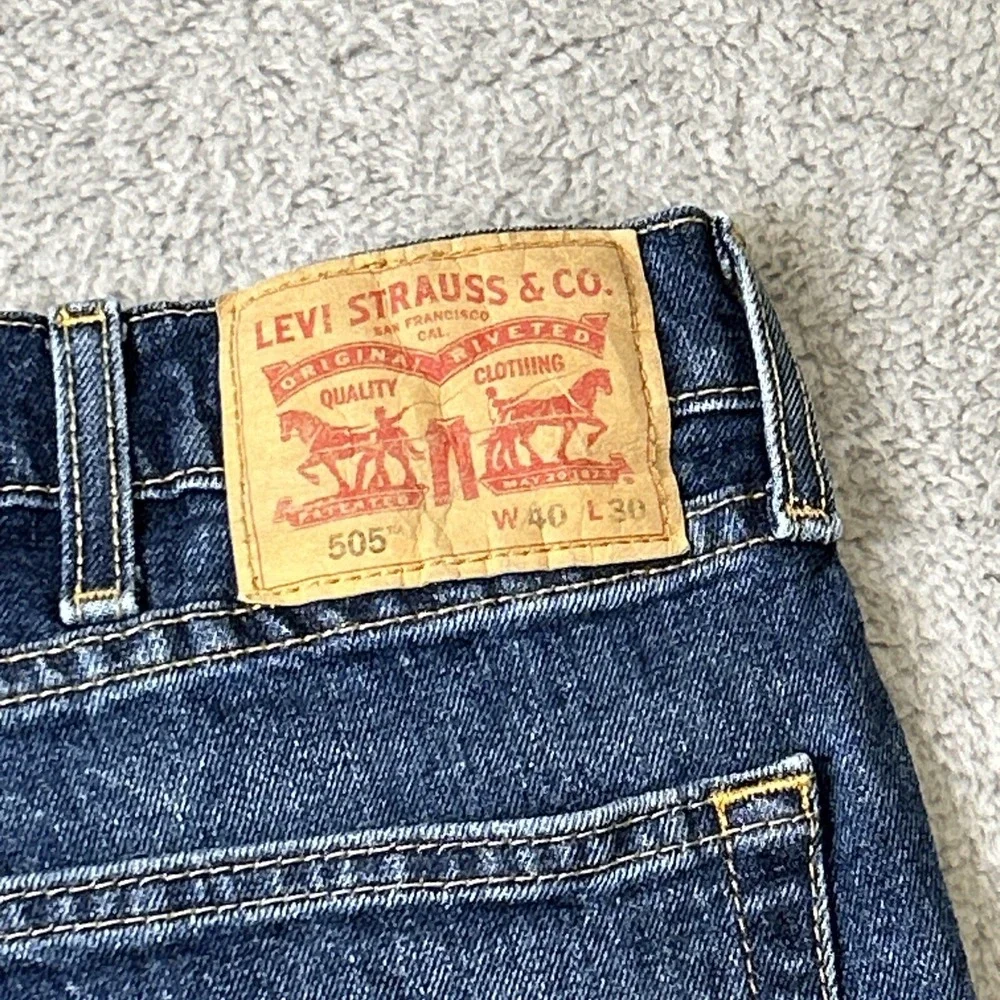 Levi's 505 Regular Fit Straight Jeans Men's Size W 40 X L 30 Blue Denim 5-Pocket